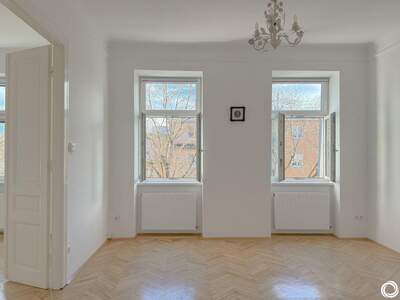 Altbauwohnung mit Balkon kaufen in 1180 Wien (Bild 5)