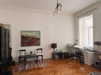Altbauwohnung kaufen in 1080 Wien (Bild 4)