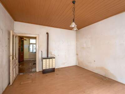 Altbauwohnung kaufen in 1160 Wien (Bild 2)