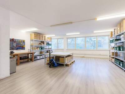 Gewerbeobjekt mieten in 1230 Wien