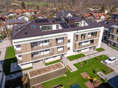 Wohnung mit Balkon kaufen in 83435 Bad Reichenhall (Bild 1)