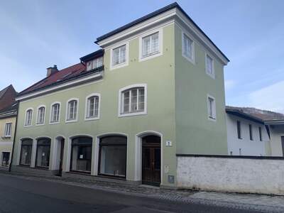 Mehrfamilienhaus kaufen in 3180 Lilienfeld (Bild 1)