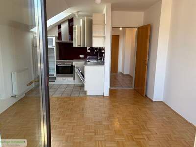 Wohnung mit Balkon mieten in 5071 Wals (Bild 2)