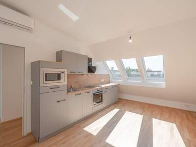 Wohnung mit Balkon kaufen in 1220 Wien (Bild 2)