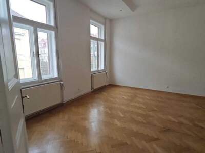 Wohnung mit Balkon kaufen in 8010 Graz