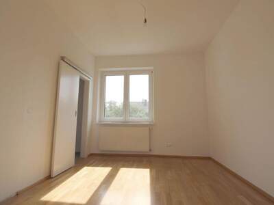 Altbauwohnung mit Balkon kaufen in 8043 Graz (Bild 5)