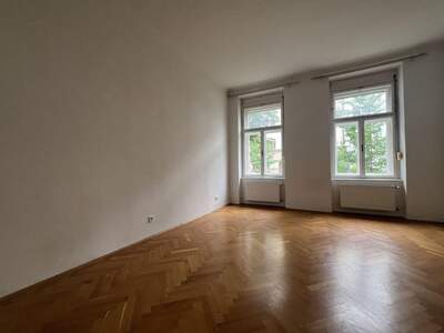 Altbauwohnung mit Balkon mieten in 8010 Graz (Bild 4)