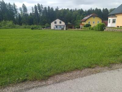 Grundstück kaufen in 5141 Moosdorf