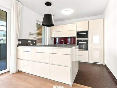 Wohnung mit Balkon kaufen in 4061 Pasching (Bild 2)