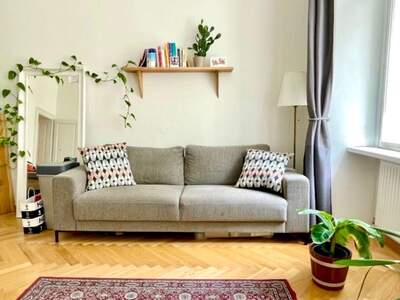 Altbauwohnung mit Balkon mieten in 1090 Wien (Bild 2)