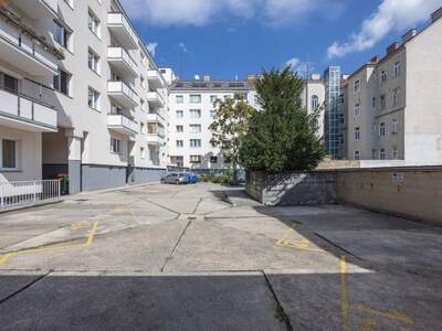 Wohnung kaufen in 1140 Wien