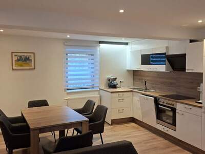 Altbauwohnung kaufen in 6020 Hötting (Bild 2)