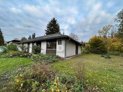 Grundstück kaufen in 4910 Ried