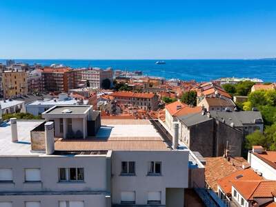 Wohnung mit Balkon kaufen in 34143 Trieste