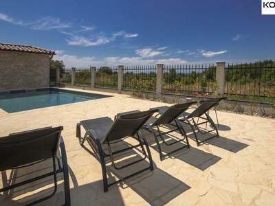 Haus kaufen in 52440 Porec (Bild 5)