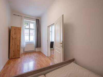 Altbauwohnung kaufen in 1200 Wien (Bild 3)
