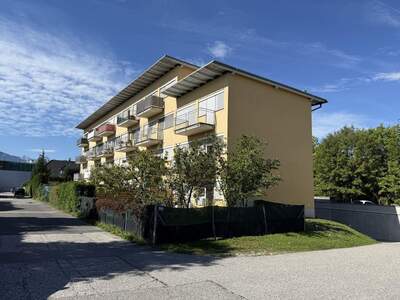 Altbauwohnung mit Balkon mieten in 9500 Villach (Bild 1)