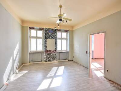 Altbauwohnung kaufen in 1100 Wien (Bild 2)