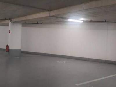 Garage / parking space provisionsfrei mieten in 6020 Innsbruck