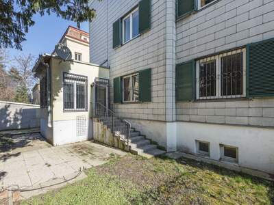 Altbauwohnung kaufen in 1130 Wien (Bild 2)