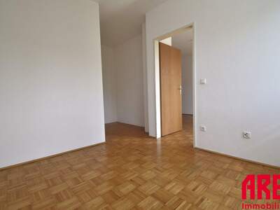 Wohnung mit Balkon mieten in 4030 Linz (Bild 2)