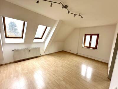 Altbauwohnung mieten in 8041 Graz (Bild 1)