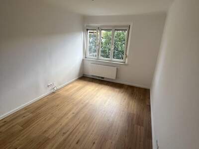 Altbauwohnung mit Balkon kaufen in 8010 Graz (Bild 1)