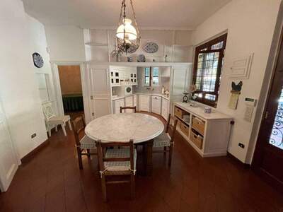 Haus mit Garten kaufen in 59013 Montemurlo (Bild 5)