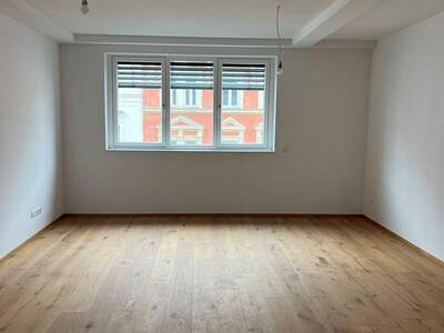 Altbauwohnung kaufen in 1050 Wien (Bild 2)