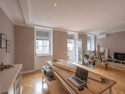 Altbauwohnung mit Balkon mieten in 1090 Wien (Bild 4)