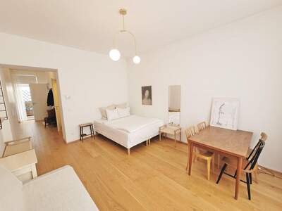 Altbauwohnung kaufen in 1170 Wien (Bild 4)