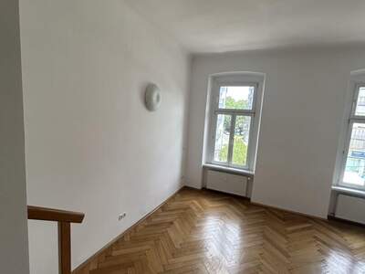 Altbauwohnung mit Balkon kaufen in 8020 Graz (Bild 4)
