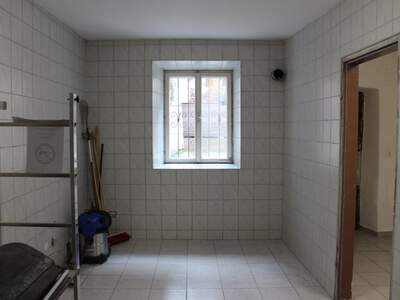 Gewerbeobjekt mieten in 6060 Hall (Bild 1)