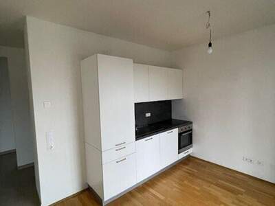 Altbauwohnung mit Balkon mieten in 8020 Graz (Bild 5)