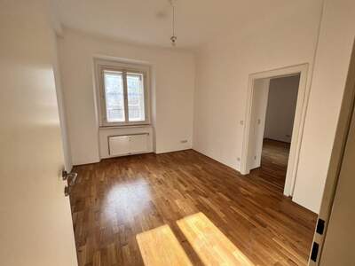 Altbauwohnung kaufen in 8020 Graz (Bild 4)