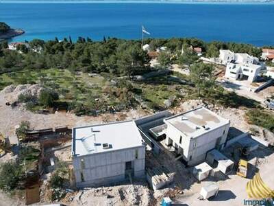 Haus mit Garten kaufen in 21403 Sutivan (Bild 2)