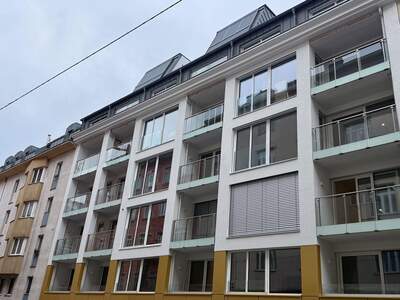 Wohnung mit Balkon kaufen in 1040 Wien (Bild 2)