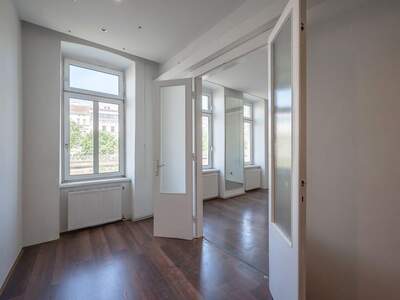 Altbauwohnung kaufen in 1080 Wien (Bild 3)