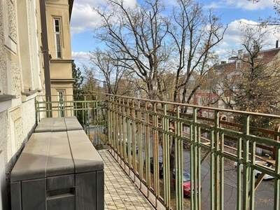 Altbauwohnung mit Balkon mieten in 1190 Wien (Bild 1)