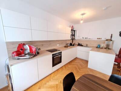 Altbauwohnung kaufen in 1150 Wien (Bild 3)