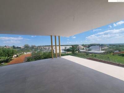 Haus kaufen in 52440 Porec (Bild 2)