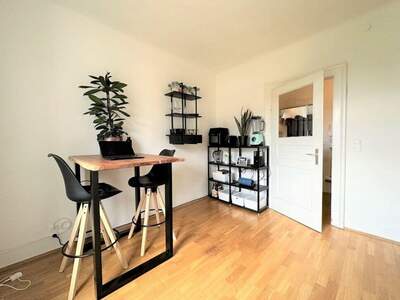 Altbauwohnung kaufen in 8020 Graz (Bild 2)