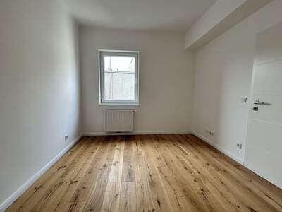 Altbauwohnung kaufen in 1050 Wien (Bild 2)