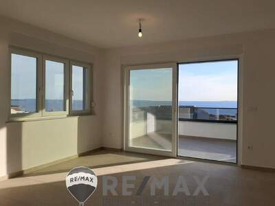 Wohnung mit Balkon kaufen in 53291 Novalja (Bild 2)