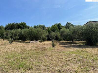 Grundstück kaufen in 52464 Kaštelir (Bild 1)