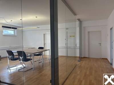 Gewerbeobjekt mieten in 4910 Ried (Bild 1)