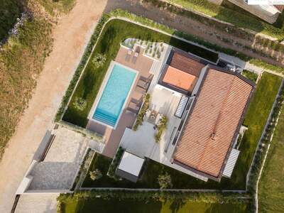 Haus kaufen in 52450 Vrsar (Bild 1)