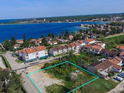 Grundstück kaufen in 52466 Novigrad (Bild 2)