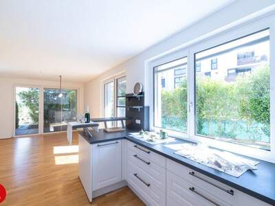 Terrassenwohnung kaufen in 2320 Schwechat (Bild 1)
