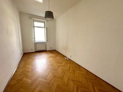 Altbauwohnung mit Balkon mieten in 8010 Graz (Bild 5)